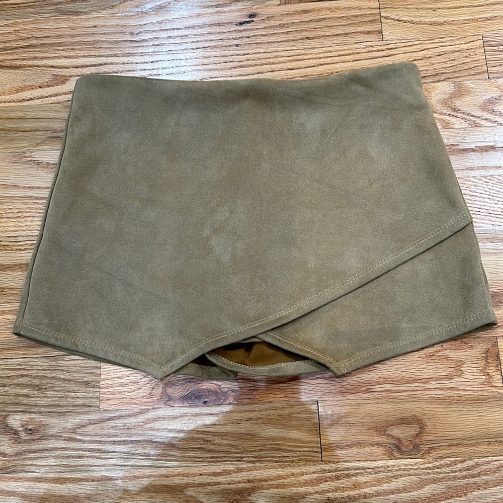 Blue Blush Camel Brown/Tan Polyester Stretchy Skirt/Short L